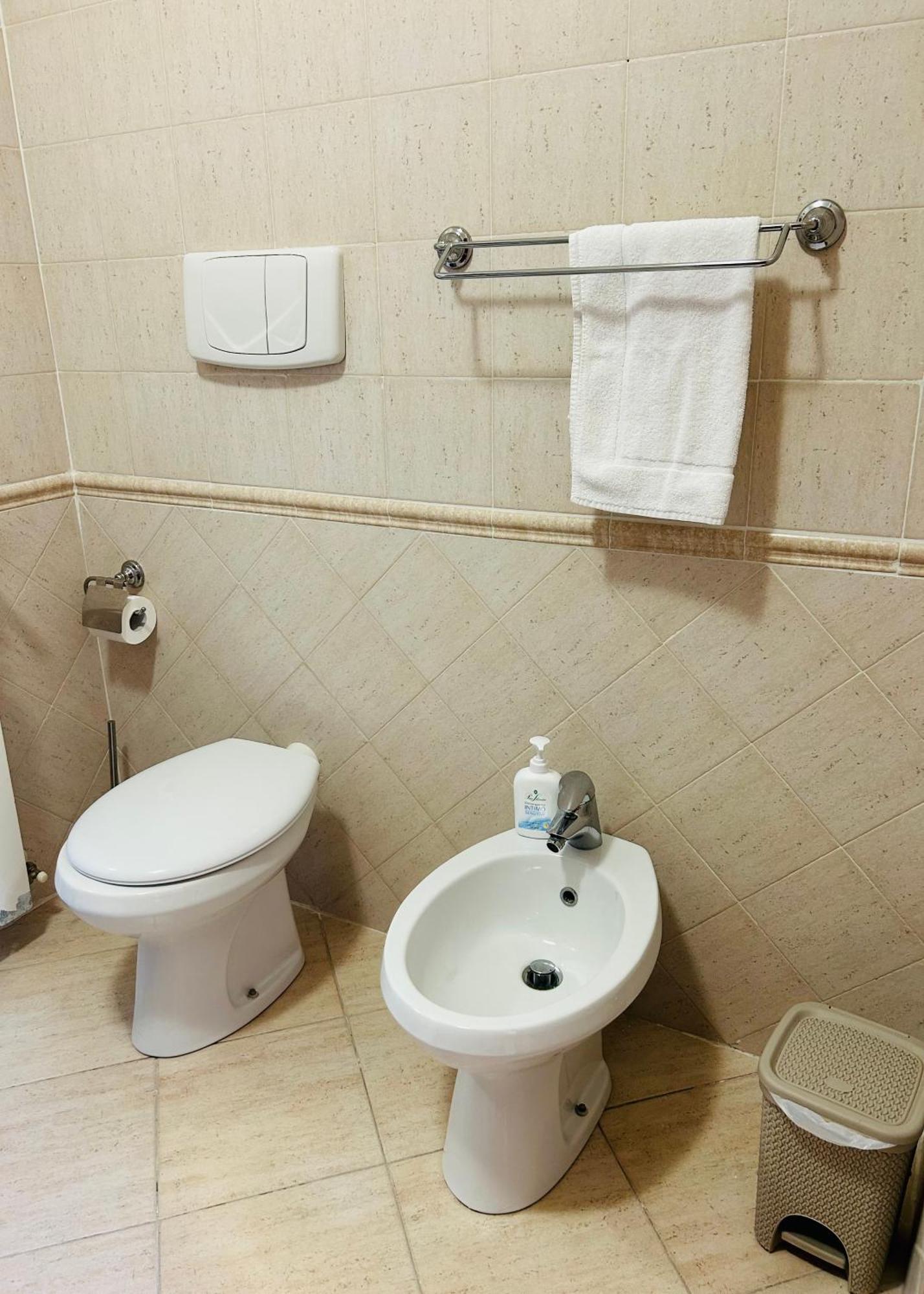 The House Room Aeroporto Fiumicino Zewnętrze zdjęcie