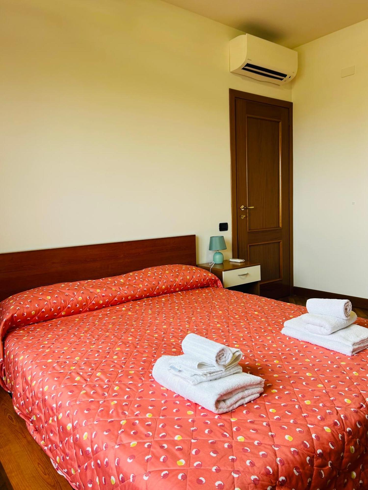 The House Room Aeroporto Fiumicino Zewnętrze zdjęcie