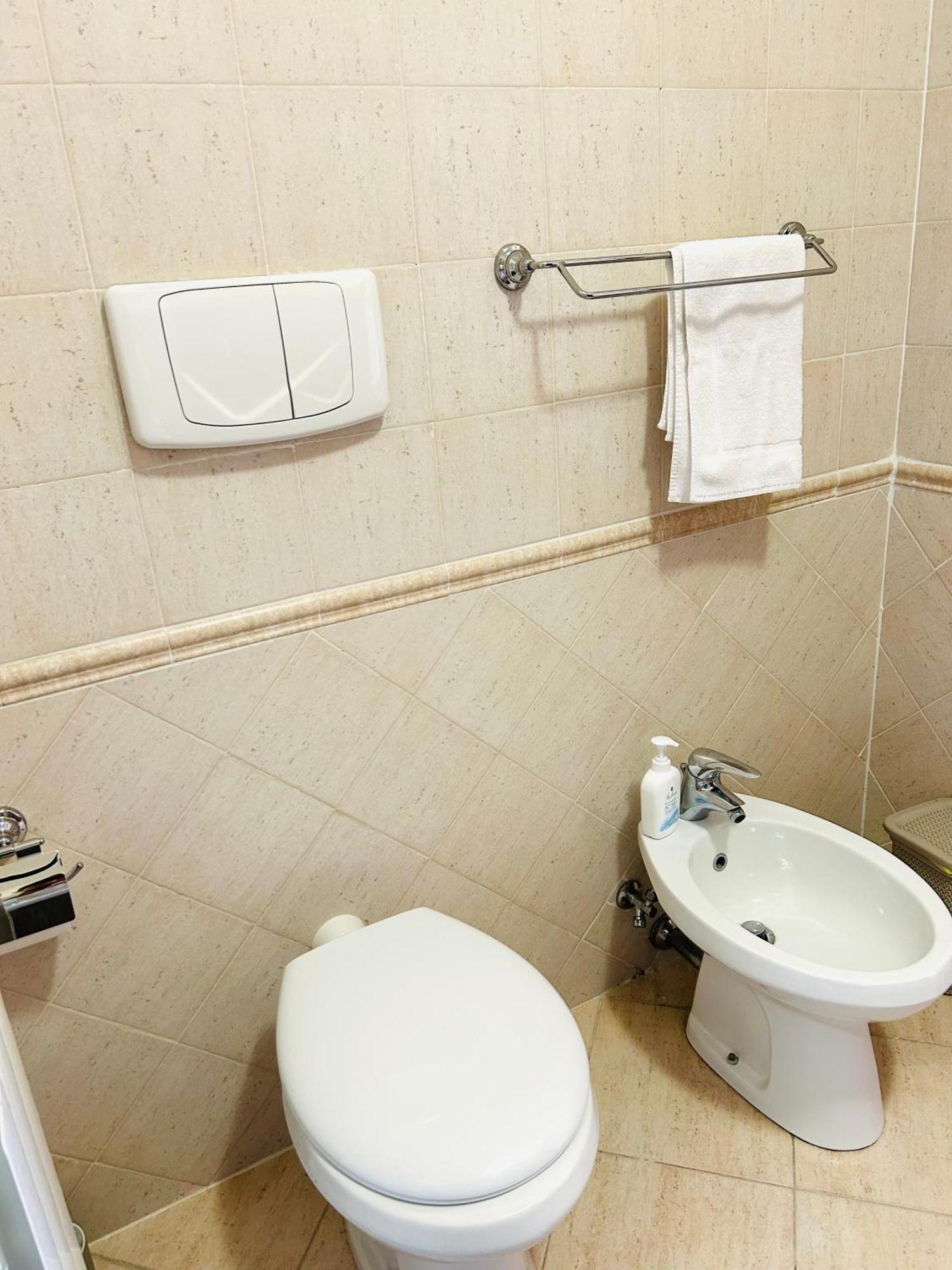 The House Room Aeroporto Fiumicino Zewnętrze zdjęcie